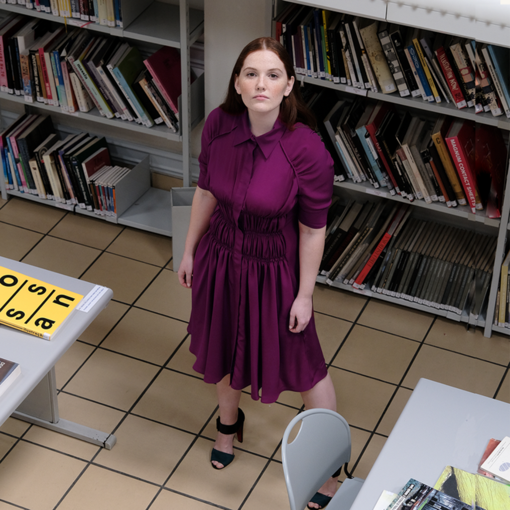 Ines is 1.75m tall and wears a size 04